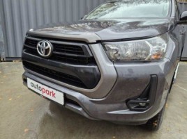 Toyota Hilux | 4