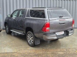 Toyota Hilux | 3
