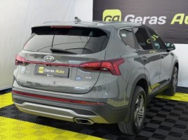 Hyundai Santa Fe | 3