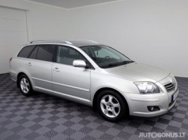 Toyota Avensis universalas