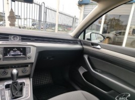 Volkswagen Passat, 1.4 l., Седан | 4
