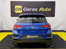 Volkswagen T-Roc | 4