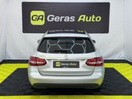 Mercedes-Benz C250, universal | 4