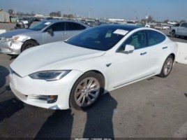Tesla Model S, hečbekas | 1