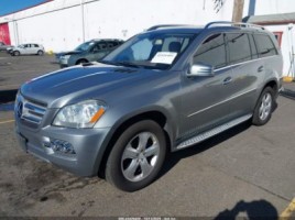 Mercedes-Benz GL450 | 1