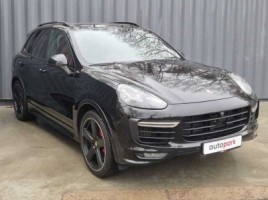 Porsche Cayenne | 1