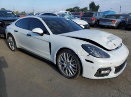 Porsche Panamera | 3