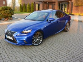 Lexus IS 200 | 1