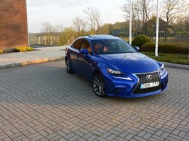 Lexus IS 200 sedanas