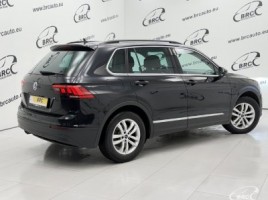 Volkswagen Tiguan | 1