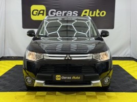 Mitsubishi Outlander, Внедорожник | 1