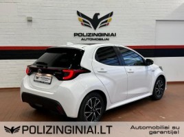 Toyota Yaris, 1.5 l., hatchback | 3