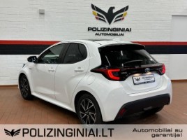 Toyota Yaris, 1.5 l., hatchback | 4