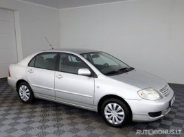 Toyota Corolla saloon