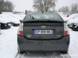 Toyota Prius, 1.5 l., hečbekas | 3