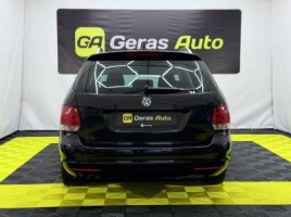 Volkswagen Golf | 4