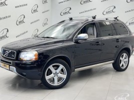 Volvo XC90 cross-country