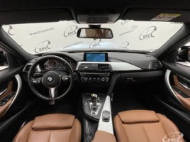 BMW 330, 2.0 l., saloon | 2