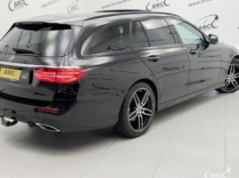 Mercedes-Benz E220 | 1