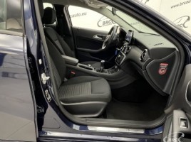 Mercedes-Benz A180 | 3