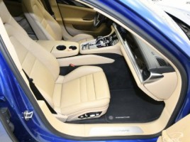 Porsche Panamera | 4