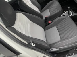 Toyota Yaris | 4