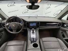 Porsche Panamera | 4