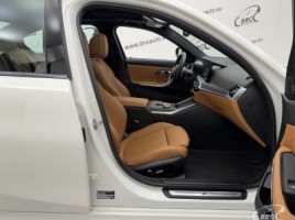 BMW 330 | 3