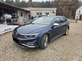 Volkswagen Passat universalas