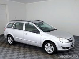 Opel Astra universalas