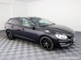 Volvo V60 universalas