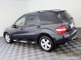 Mercedes-Benz ML500 | 3