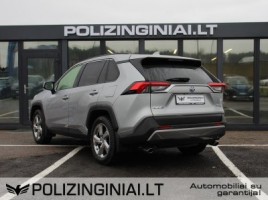 Toyota RAV4, 2.5 l., cross-country | 3