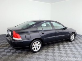 Volvo S60, 2.4 l., saloon | 2