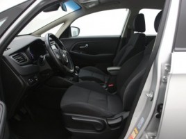 Kia Carens | 3