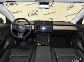 Tesla Model 3, hatchback | 4