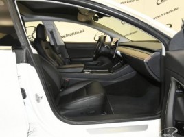 Tesla Model 3, saloon | 2