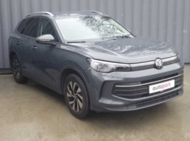 Volkswagen Tiguan | 1