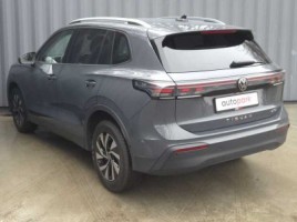 Volkswagen Tiguan | 3