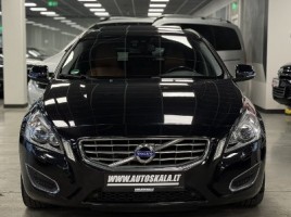 Volvo V60, 2.4 l., Универсал | 1