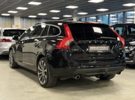 Volvo V60, 2.4 l., Универсал | 4