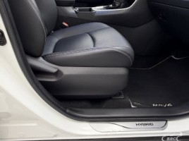 Toyota RAV4, 2.5 l., visureigis | 4