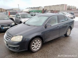 Volkswagen Jetta, 1.6 l., Седан | 1