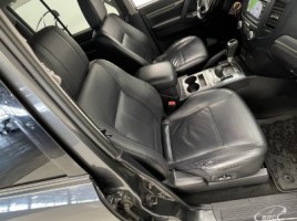 Mitsubishi Pajero | 4