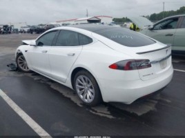 Tesla Model S, hečbekas | 1