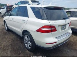 Mercedes-Benz ML350 | 1