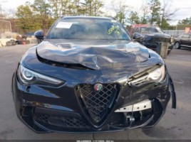 Alfa Romeo Stelvio | 4