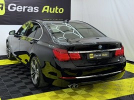 BMW 730 | 4