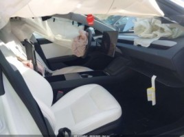 Tesla Model 3, saloon | 4