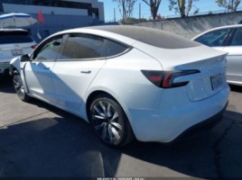 Tesla Model 3, saloon | 2